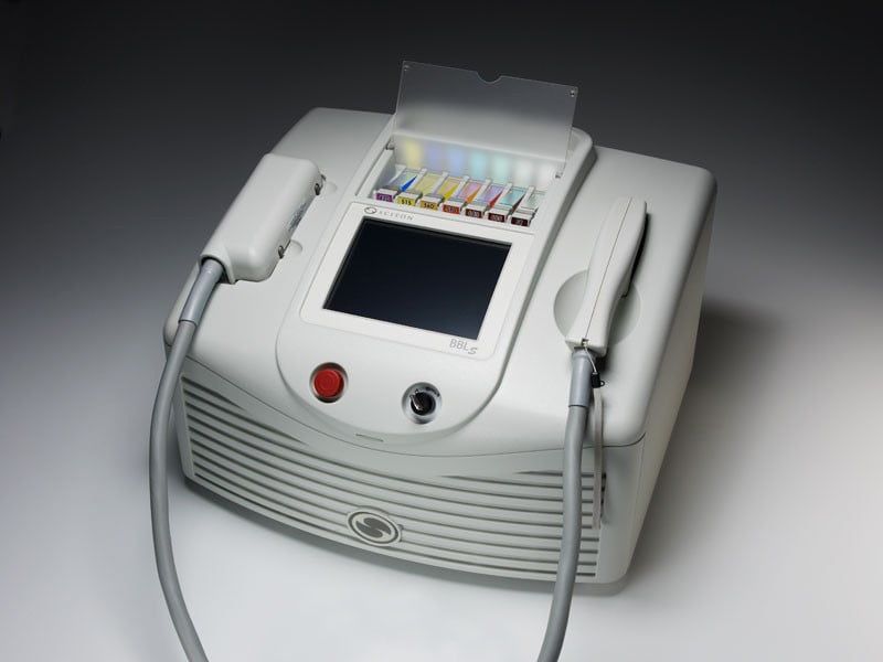 Medical device with touchscreen and multiple attachments.